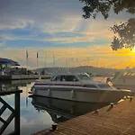 Mathildan Marina *