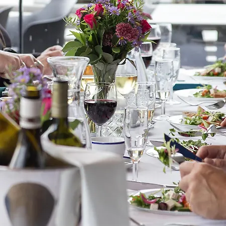 Mathildan Marina Hotel Matildedal